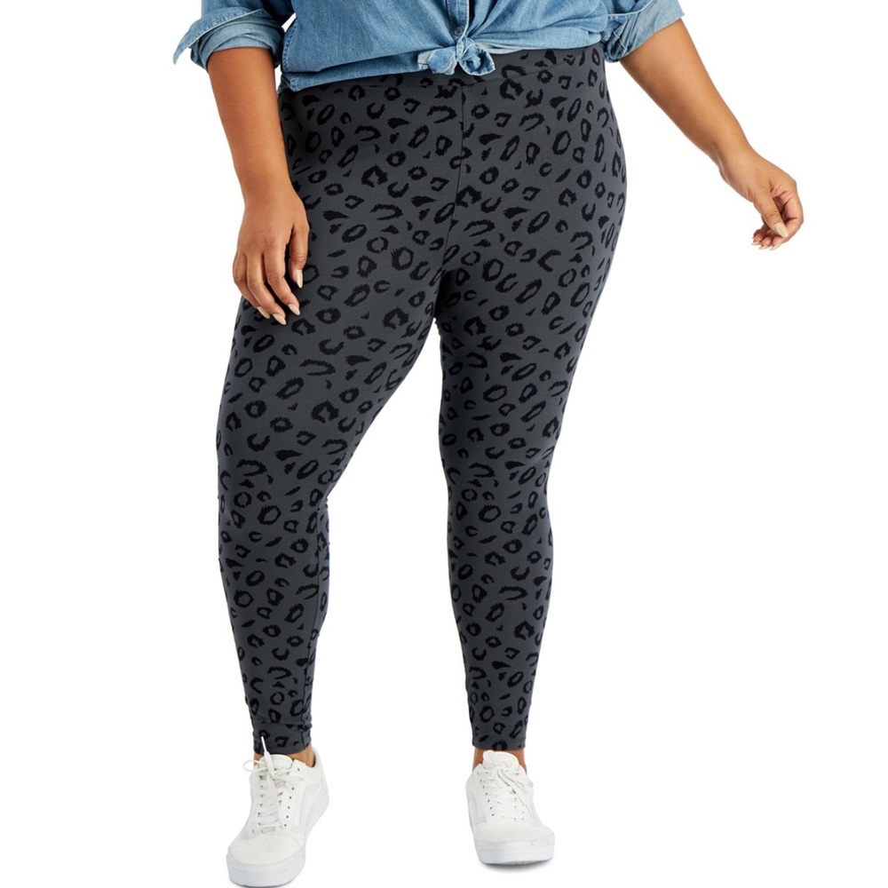 NWT Black Cheetah Print Leggings